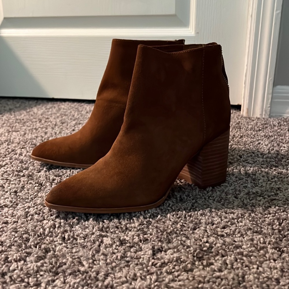 Aqua brown suede booties (size 5)—NEVER WORN